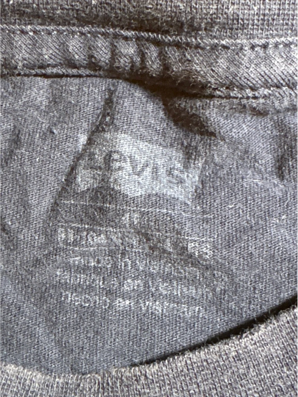 Levi’s Boys New York City Taxi Graphic Tee – Size 4T